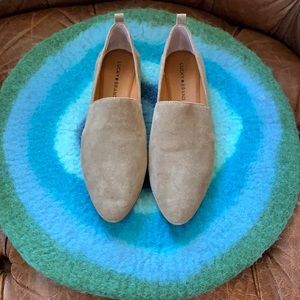 NEW IN BOX LUCKY BRAND Suede Flats with Rubber Sole, Dark Mushroom, 10M
